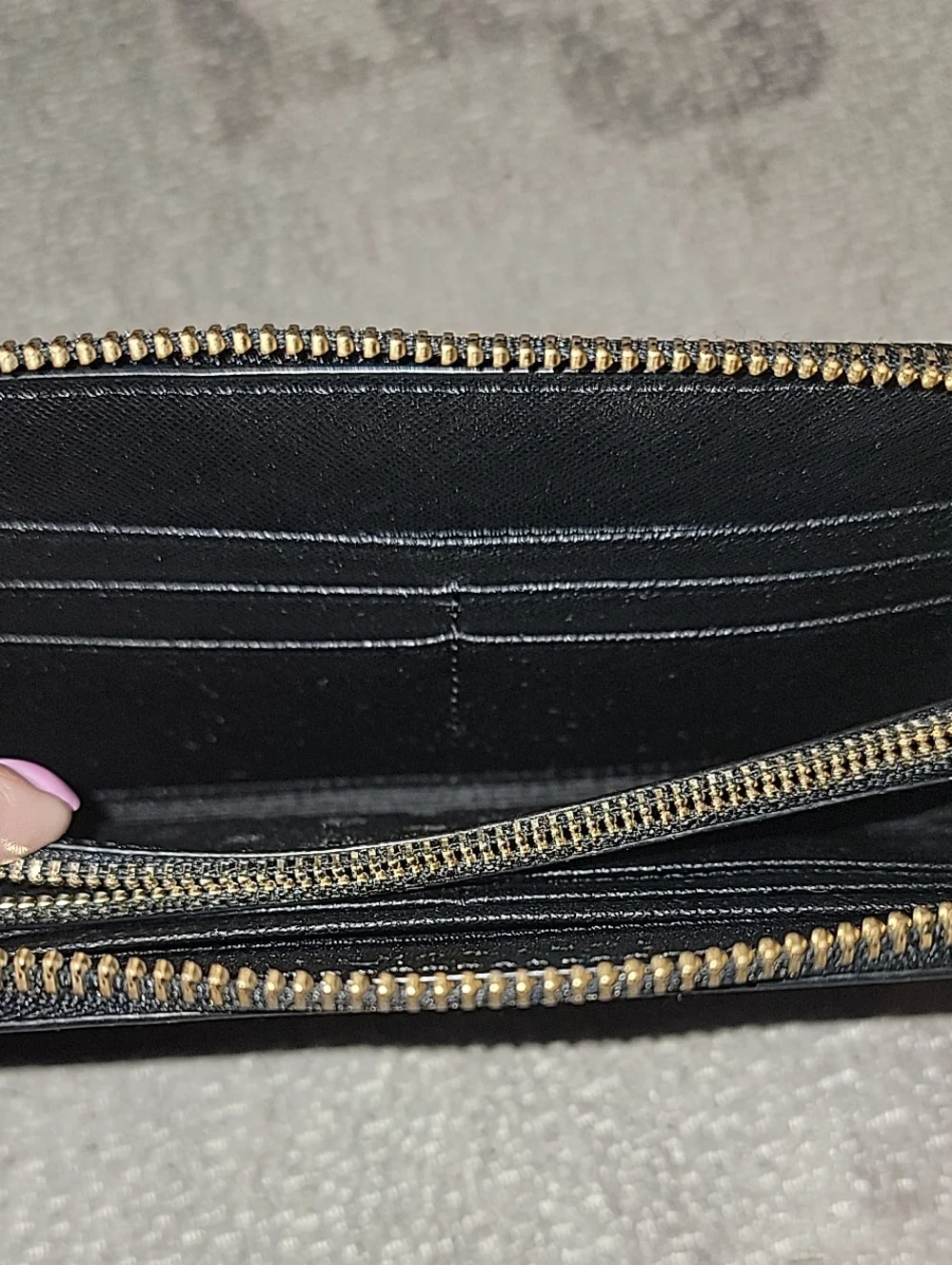 Tory Burch Black Leather Zip Wallet with Gold Logo
